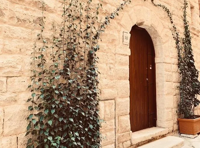 Marnudd לינה וארוחת בוקר 4*