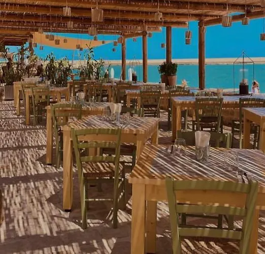 לינה וארוחת בוקר Marnudd