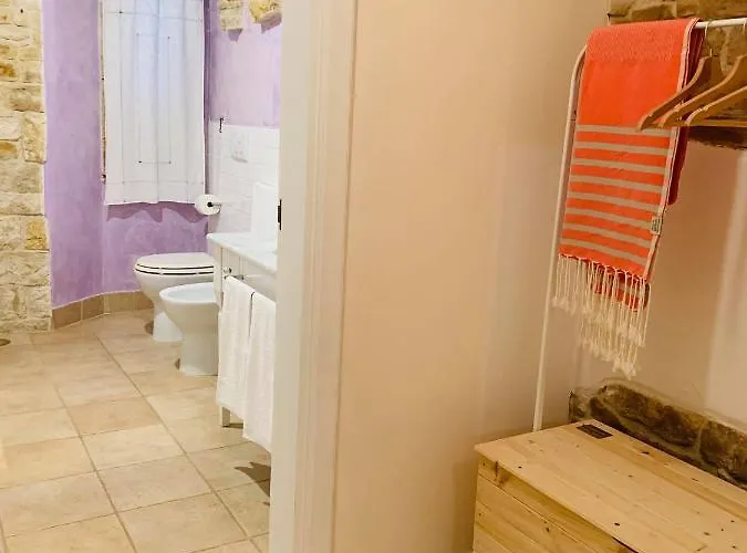 לינה וארוחת בוקר Marnudd